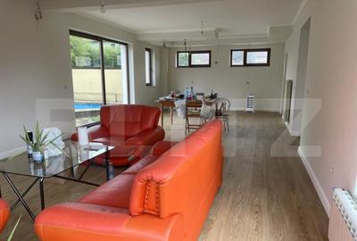 Casă cu 4 camere cu Teren 533 Mp în Central - 12