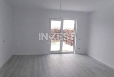 Casă cu 4 camere cu Canalizare în Central