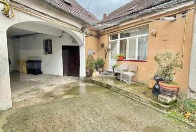 Spatiu pentru birouri, activitati, de vanzare, 47 mp, zona Colegiul Banatean