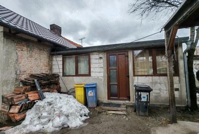 Casă cu 2 camere în Petros - 4