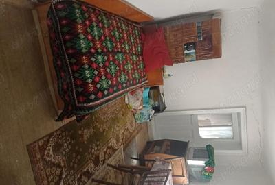 Casă cu 5 camere cu Teren 3800 Mp în Central - 4