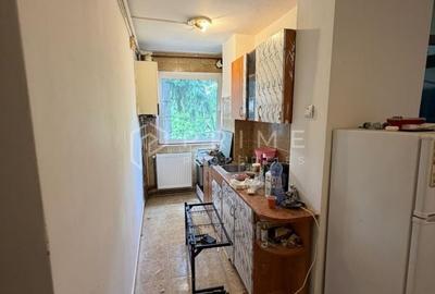 Apartament cu 3 camere semidecomandat în Dâmbu Pietros - 6