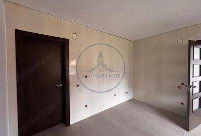 Casa Individuala, de vanzare, 360 mp, zona Piatra Fantanele - 5