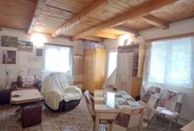 Casă cu 5 camere cu Teren 2800 Mp în Moldovenești - 3
