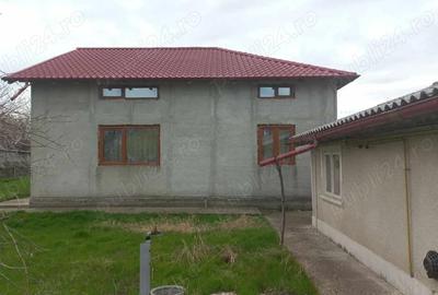 Casă cu Teren 1000 Mp în Siliștea - 2