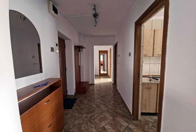 Apartament cu 2 camere decomandat în Victoriei - 5