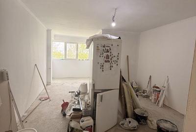 Garsonieră decomandată în Titan - 6