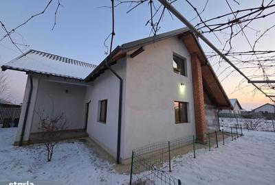 Casă cu 4 camere în Horia - 1