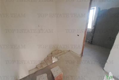 Casă cu 4 camere cu Canalizare în Central - 13