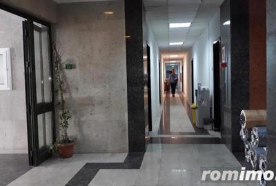 Spațiu comercial, de 5,800 mp, în 1 Mai - 7