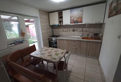 Casă cu 3 camere în Bujac - 8