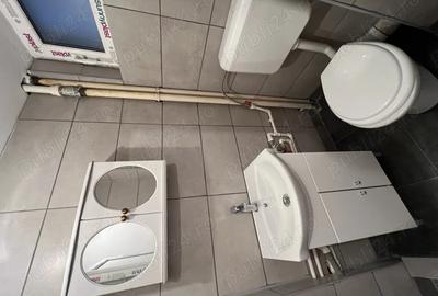 Apartament renovat semidecomandat 2 camere etaj 2 4 - 8