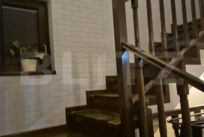 Casă cu 4 camere cu Teren 636 Mp în Bărdești - 1