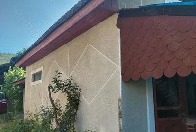 Casă cu 6 camere în Almașu Sec - 5
