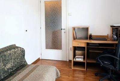 Apartament cu 2 camere decomandat, mobilat în 13 Decembrie - 8