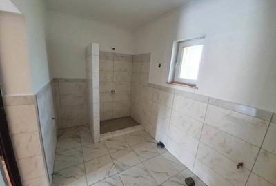 Casă cu 3 camere în Borlești - 4