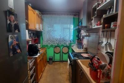 Apartament 3 camere decomandat Abator - 5