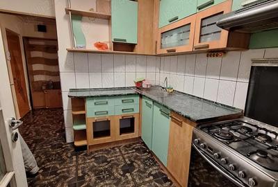 Apartament cu 2 camere decomandat în Piața Centrală - 9