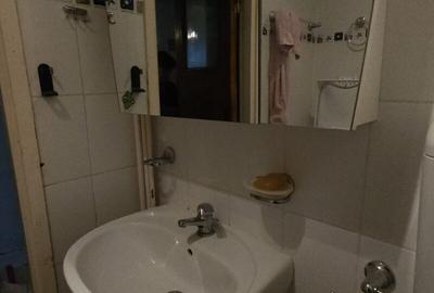 Apartament decomandat în Titan