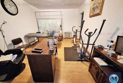 Apartament cu 3 camere decomandat, mobilat în B-dul București