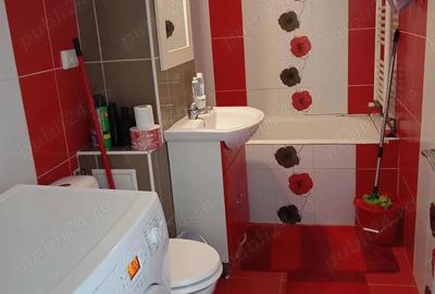 Garsonieră decomandată în Lipovei