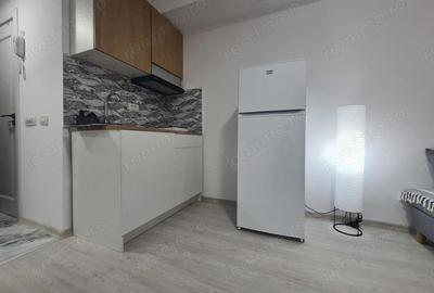 Garsonieră semidecomandată în Central