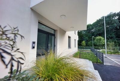 Apartament cu 3 camere decomandat în Nord - 1