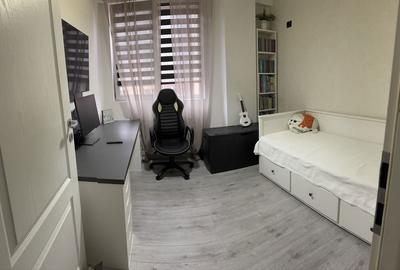 Apartament cu 3 camere decomandat în Roșu - 7