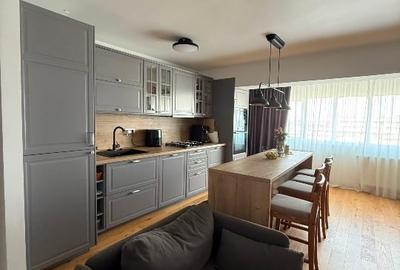 Apartament 4 camere, Delfinului