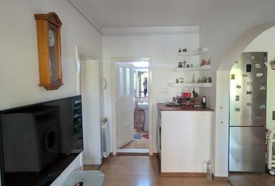 Vand casa cocheta 3 camere in Deva - 10