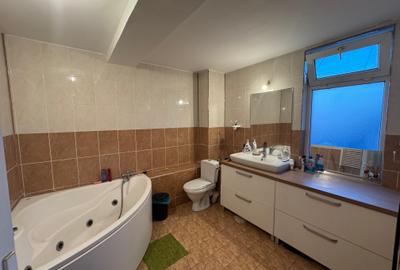 Casa cu 4 camere Bucium - 14