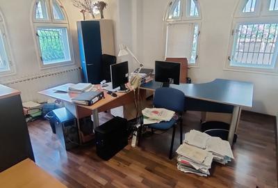 Casă cu 10 camere cu Teren 192 Mp în Colentina - 12