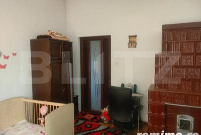 Casă cu 5 camere cu Teren 432 Mp în Rădăuți