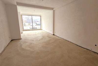 Spațiu comercial, de 220 mp, în Central - 3