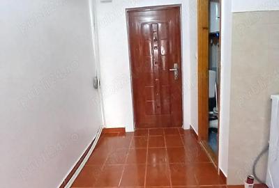 Garsonieră nedecomandată în Central - 2