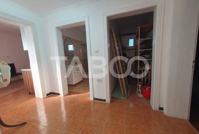 Casa de inchiriat cu 4 camere renovata in 2025 gradina si beci - 10