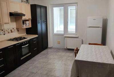 Apartament cu 2 camere decomandat în Giurgiului - 2