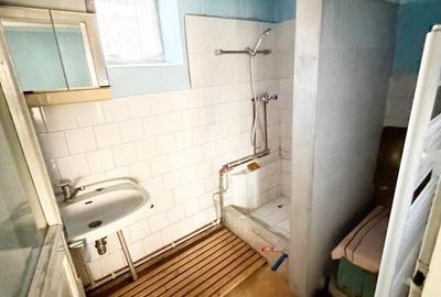 Casă cu 4 camere cu Teren 1669 Mp în Livada - 1