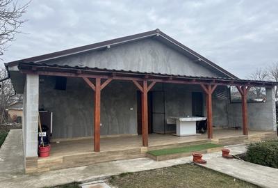 Casă individuală cu 4 camere în Valu lui Traian