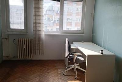 Apartament cu 3 camere semidecomandat în Titan - 3