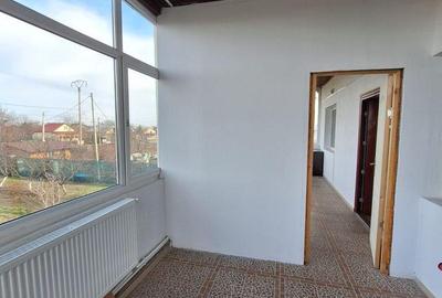 Casă cu Teren 2500 Mp în Frumușani - 4