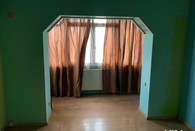 Apartament cu 3 camere decomandat în Mircea-Vodă - 9