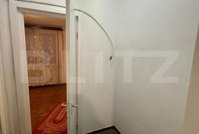 Apartament cu 3 camere decomandat în Roșu - 2