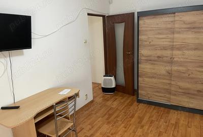 Apartament2 cam, dec, Bra?ov, Florilor - 1