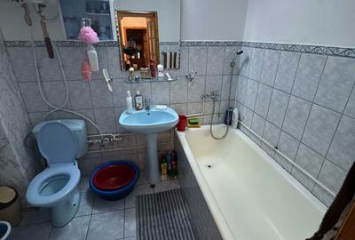 Apartament cu 2 camere decomandat în 23 August - 7