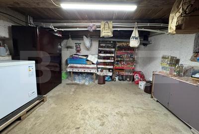 Casa cu 3 canere in Ghelari - 14
