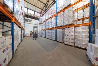 Spațiu industrial, de 440 mp, în Uzina 2 - 2