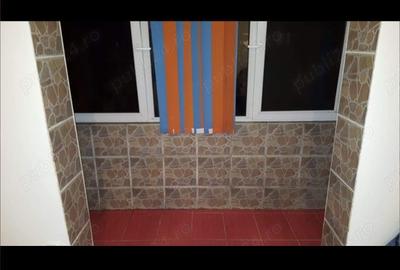 Apartament cu 2 camere semidecomandat în Lazu