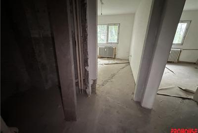 Apartament cu 3 camere decomandat în Orizont - 4