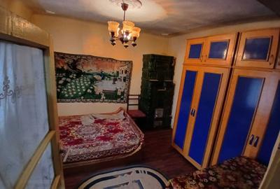 Casă cu 3 camere cu Teren 300 Mp în 23 August (Cațelul) - 3